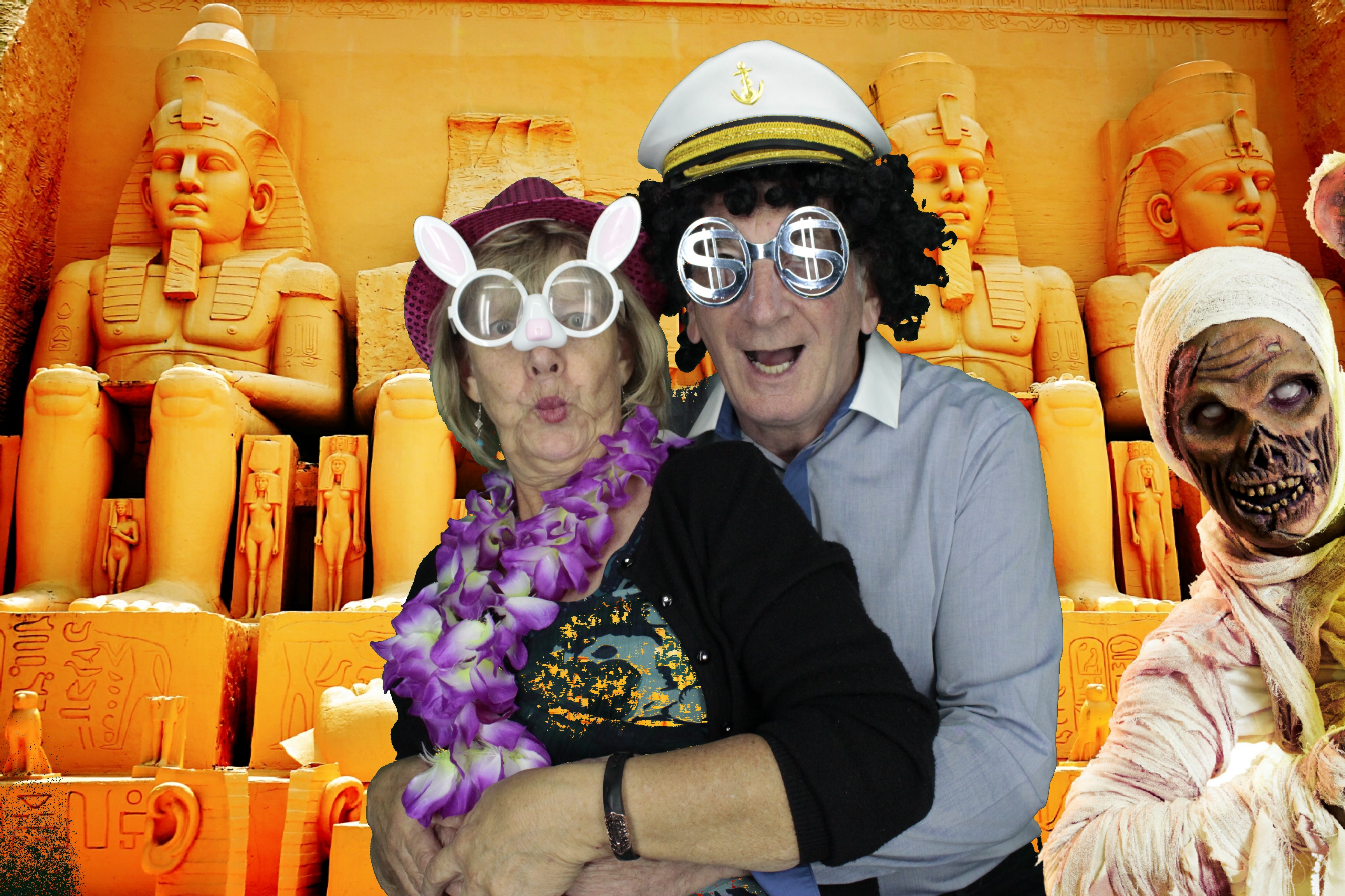 Nikki and Lance's Wedding | View more photos from the event at gallery.myphotoboothexperience.co.uk/u/MyPhotoBoothExperienceLtd/Nikki-and-Lances-Wedding